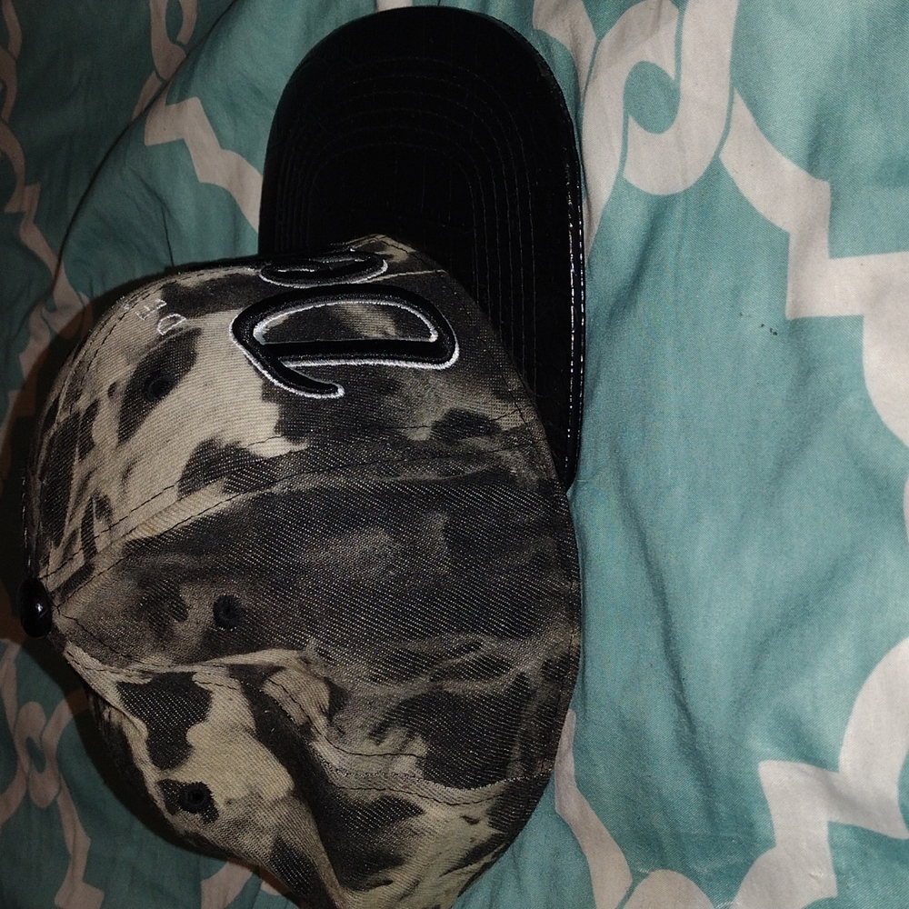 Detroit  hat - Picture 2 of 3